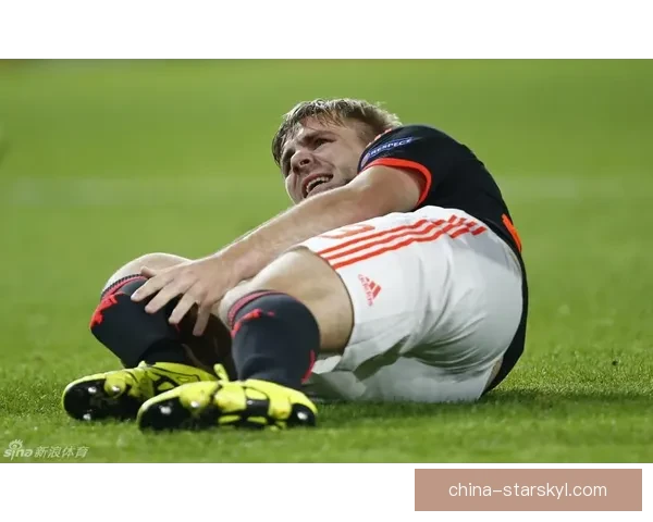 曼联玻璃人命途多舛再度重伤困